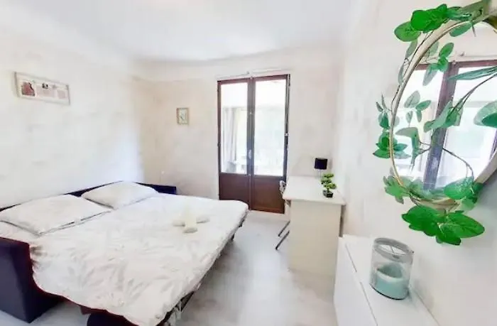 Collines * La Trinite (Alpes-Maritimes)